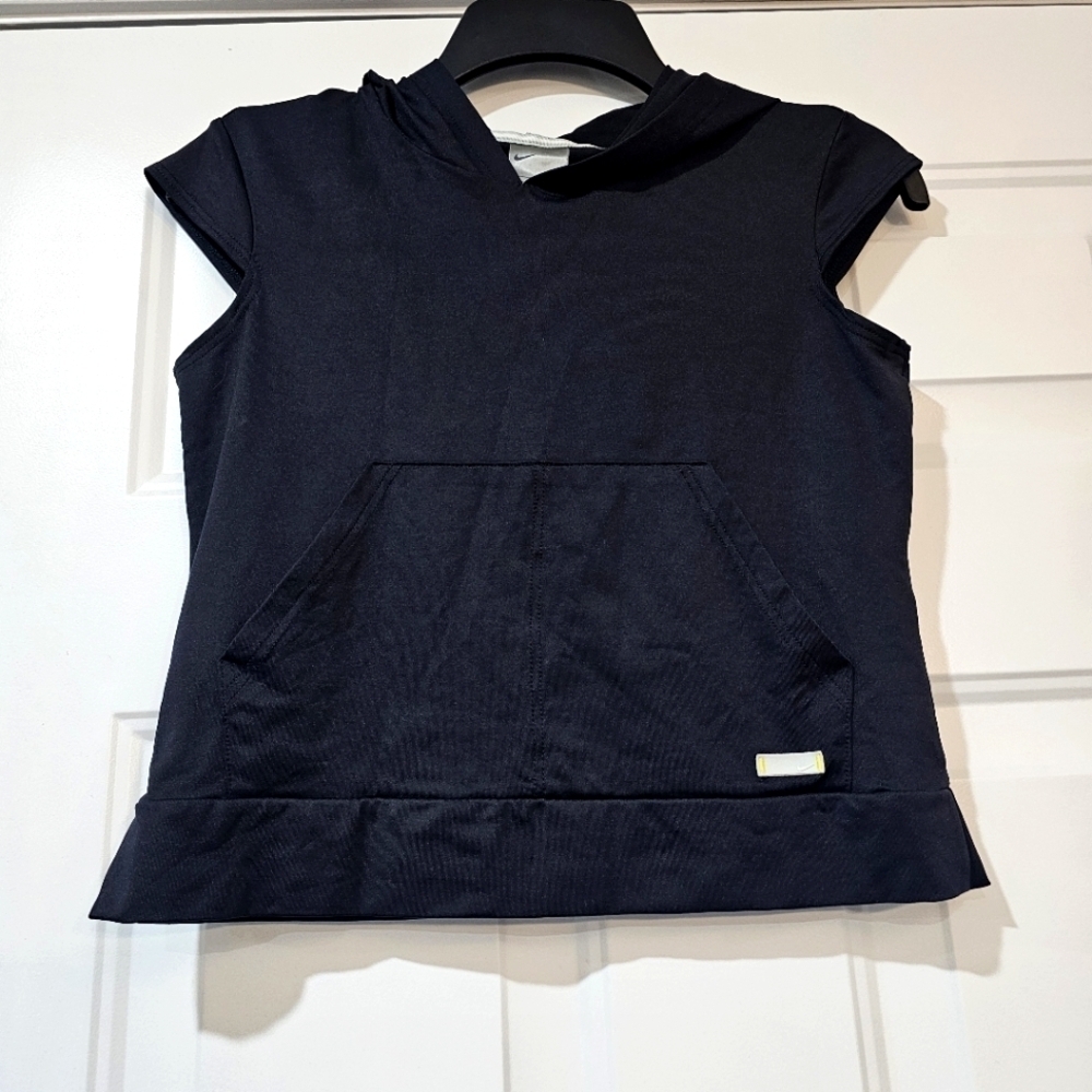 Nike black sleeveless hoodie size XS{Bx13/19}